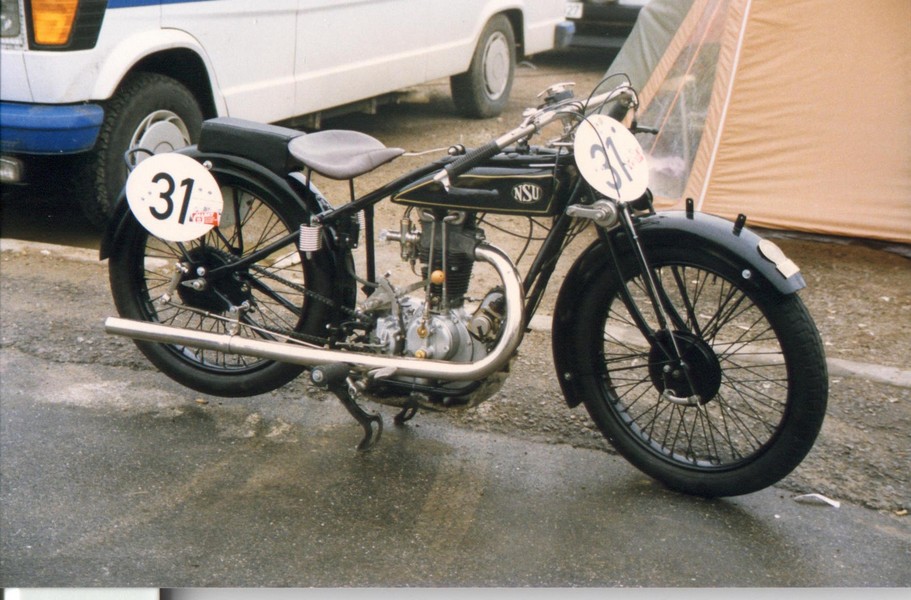 NSU mono   20er jahren
ein schmukstück aus dem 20er beim Jan Wellem Pokal ´88 
