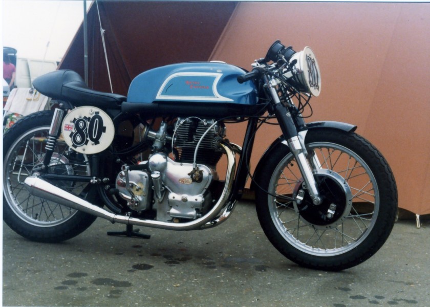 Norfield 500
A rare Norfield racer (Royal Enfield twin engine in Norton featherbed frame) that took part in the 1982 Historic races at the Historic Grand Prix in Zolder (Belgium)  
