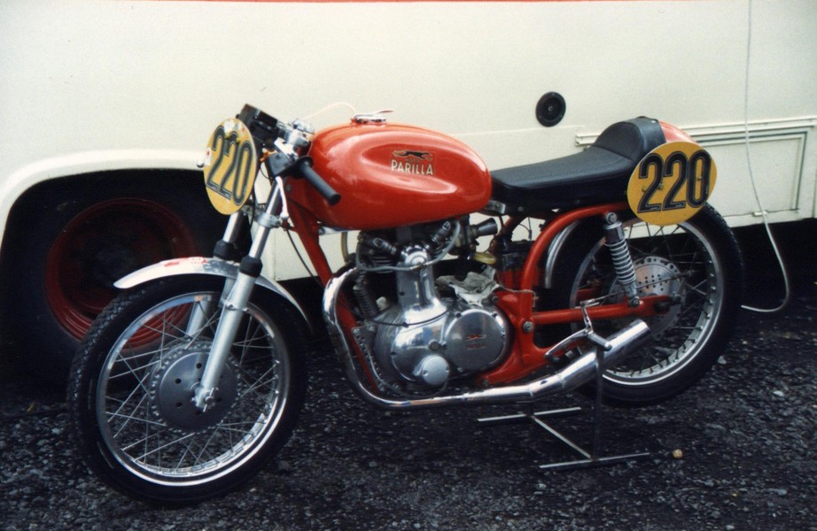 Moto Parilla 175 - 1953
Klein aber fein, mit dabei in Zolder HGP ´87
