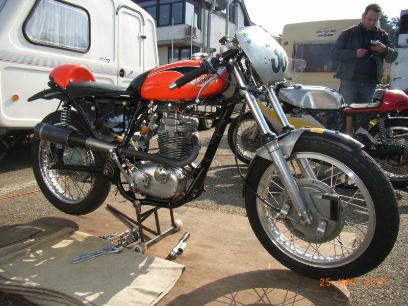 Triumph little single racer
