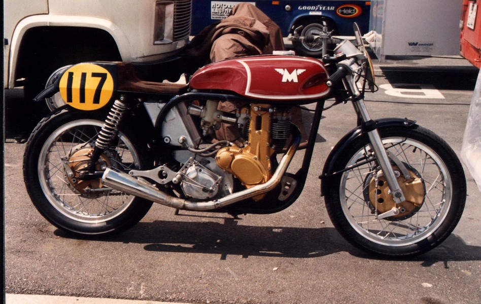 Matchles G50
Eine Matchles G50 während der Historic Grand prix 1987  in Zolder (B)
