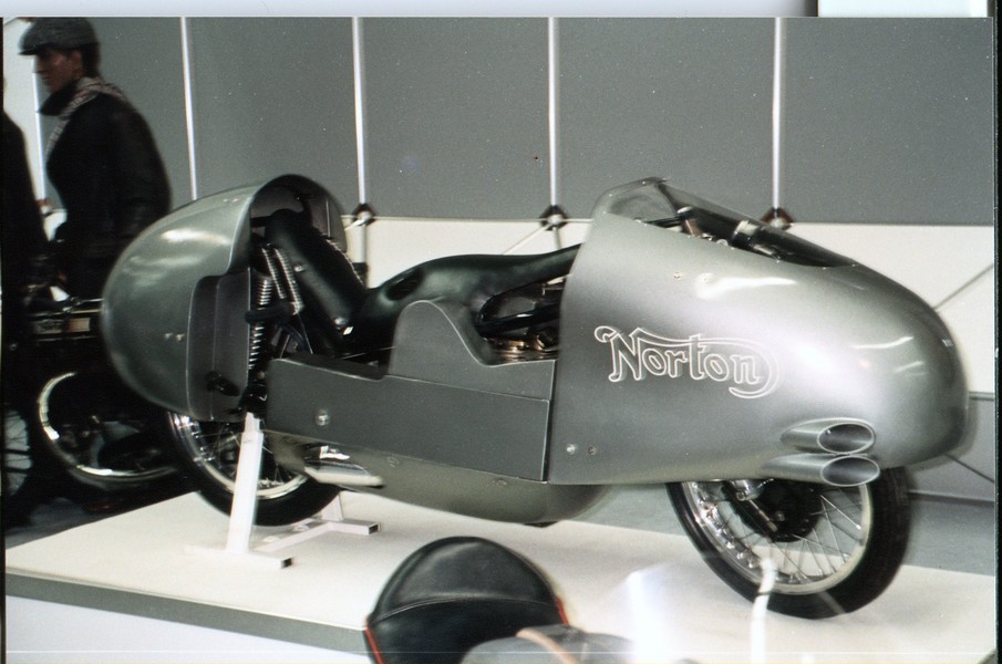 A very special Norton
Der Norton Kneeler ein prototyp für das North West 200 rennen aus 1953
