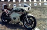 Harris_Kawa_-_cafe_racer_meeting_Brasschaat_1980.jpg