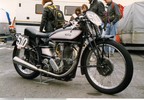 Dateiname=late thirties Manx JWP 88.jpg
Dateigröße=279KB
Abmessungen: 1699x1179
hinzugefügt am: %06. %582 %2005 late thirties Manx JWP 88.jpg