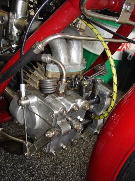 Guzzi Twin Carb Engine 2
