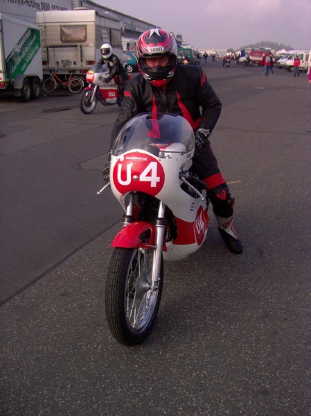 Kölner Kurs 2006
Uwe Schneider
Yamaha RD 250
