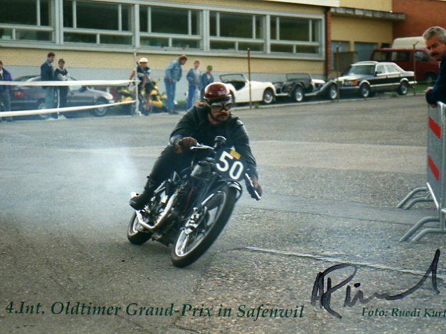 Alex Rümmel auf seiner Rudge 498ccm 1930  in Safenwil
