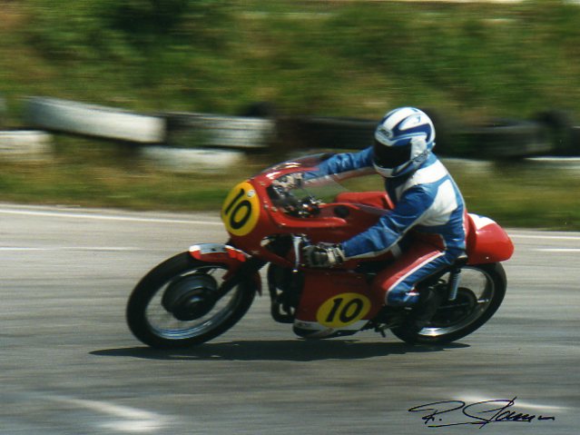 R.Stamm auf Triumph T100 500ccm 1969 in Lignieres
