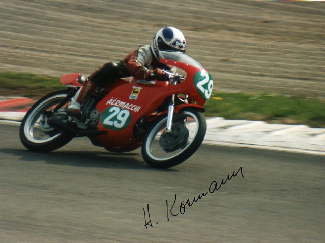 Heinz Kormann in Aktionin der Kurve von Monza
Aermacchi 250ccm
