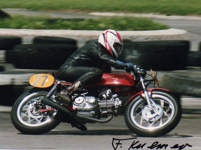 Kulmer Franz auf der Aermacchi 350ccm 1968 in Lignieres
