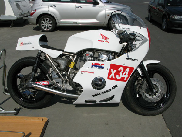 Rau Honda CB 750 Four
