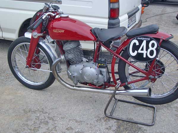 Norisring 2006
Edgar Rothenpieler´s Triumph BD 250 Bj. 1939
