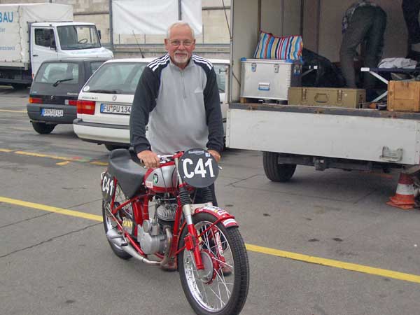 Norisring 2006
Helnut Bechtel mit seiner Puch 125TS Bj. 1949
