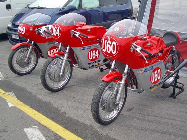 Norisring 2006
Unsere lieben Schweizer Kollegen Charly Hodel, Andy Ruch vom MV Agusta Racing Team Schweiz, mit denen es immer wieder viel Spaß auf der Rennstrecke macht... aber nicht nur da, sondern auch abseits der Piste. 

