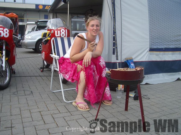 VFV-Oschersleben
... Im Gegensatz dazu, zeigte sich Dana dieses Wochenende sehr schnell und "wendig" nicht nur am Grill.
