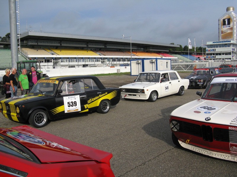 Hockenheim Classics 2011
Auch die Autofraktion kam hier nicht zu kurz.
