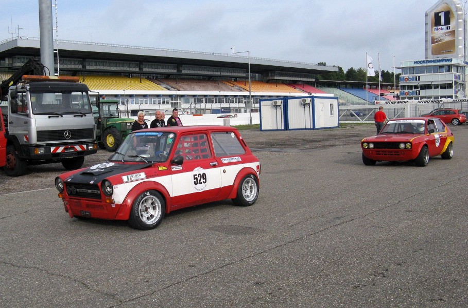 Hockenheim Classics 2011
Auch die Autofraktion kam hier nicht zu kurz.
