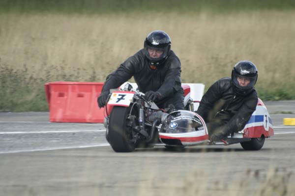 HISTORIC MOTOS ANCIENNES SAINT HUBERT 2006 (BELGIUM)
BMW - LEDERMANN MICHEL UND BERNADETTE
