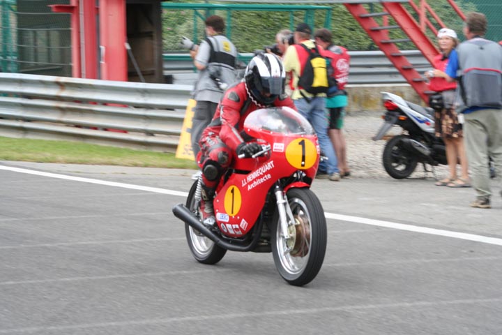 Phil Read Biker's Classic Francorchamps 2005
Schlüsselwörter: Phil Read Patton