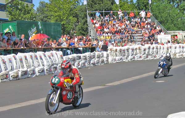 Sonderlauf des VFV
Thomas Siebig - Maico 125, Günter Hilbig - MZ RE 125
