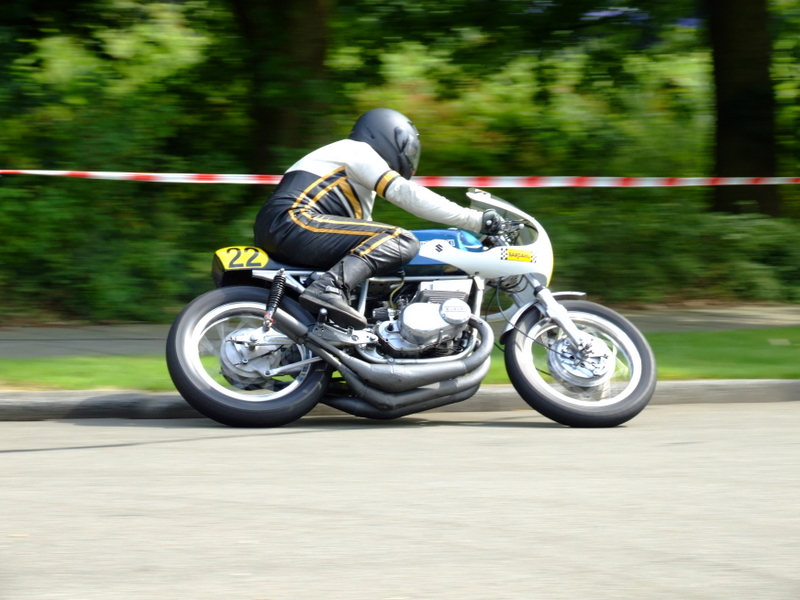 Andre Ruizendaal   SUZUKI GT 380
