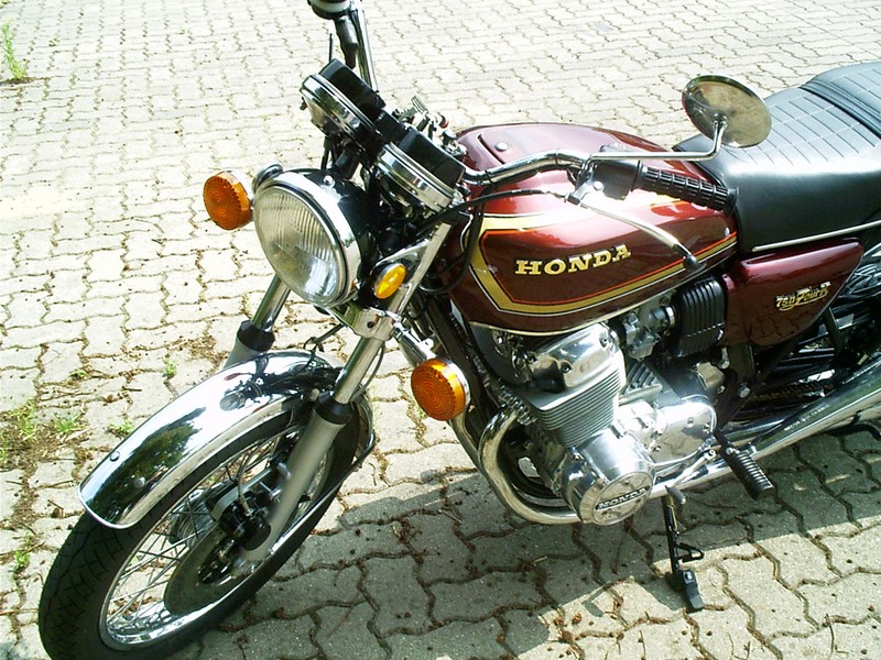 Restauration einer Honda 750 Four K7
