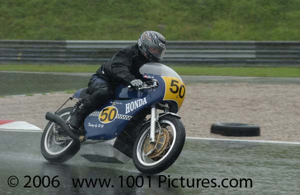W. Eßsl - Honda CB Racing
