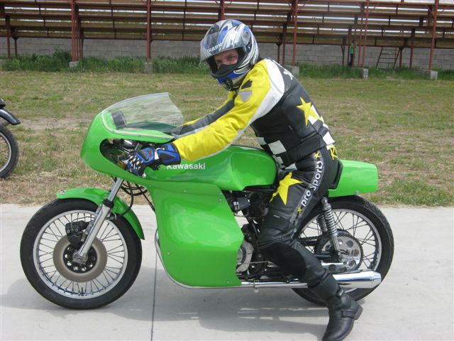 Kawasaki Z 400 '76 / Hofoglu
