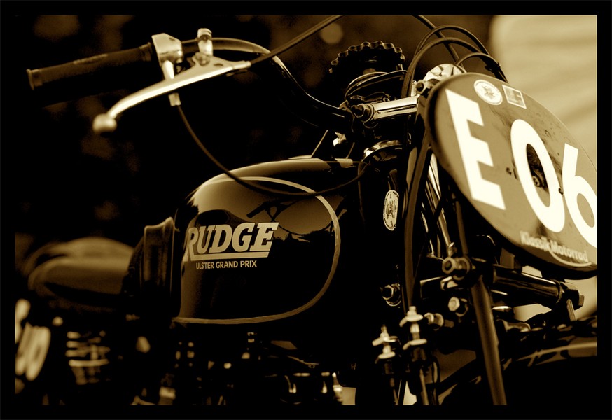 Rudge
www.nikon-sportfotografie.de
