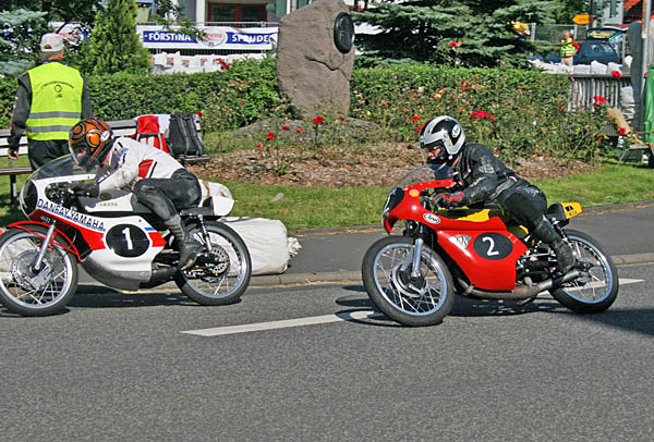 Jos Schurgers - Yamaha 125, Peter Frohnmeyer - Maico 125
