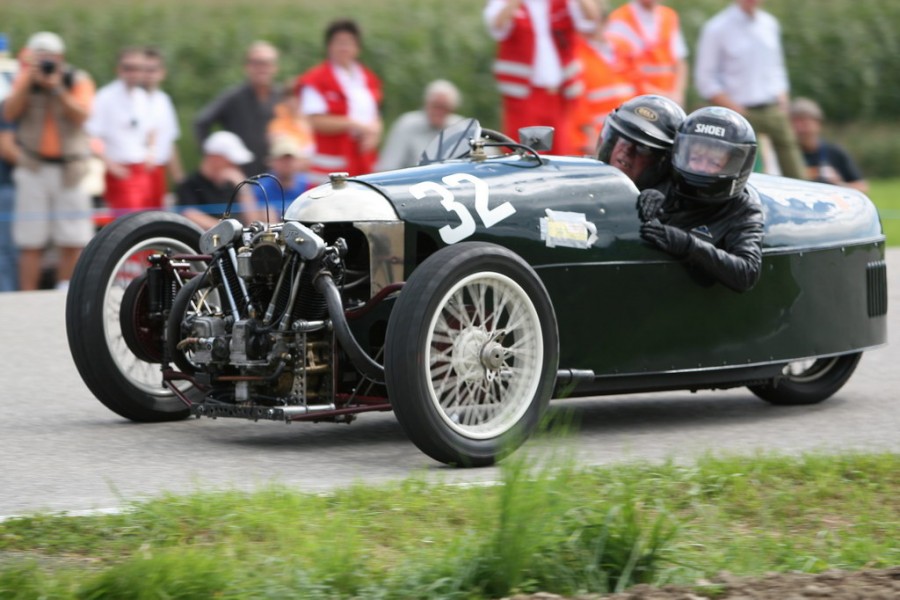 Gary Caroline - Morgan Super Aero
