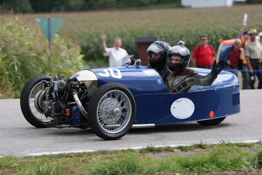 Sue Darbyshire - Morgan Super Aero
