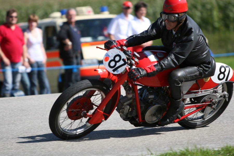 Härri Paul - Moto Guzzi Gambalunghino
