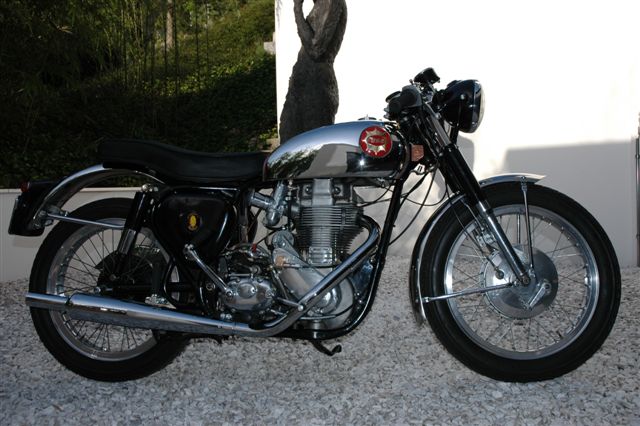 Goldie 500
BSA Gold Star DBD34 GS, ein british Traumbike
