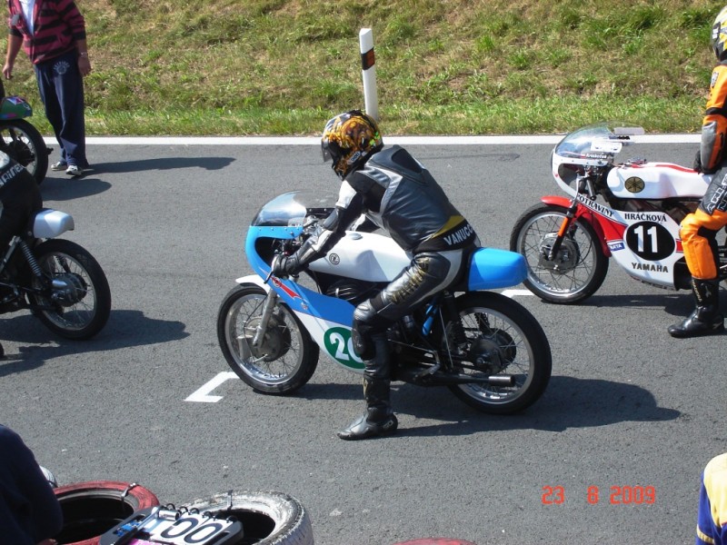 HAVÍŘOVSKÝ ZLATÝ KAHANEC 2009
CZ
Schlüsselwörter: CZ