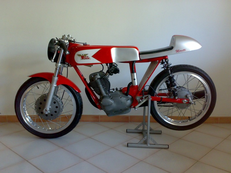 My new Morini Corsaro 242,7
Schlüsselwörter: Morini Corsaro 160 242,7
