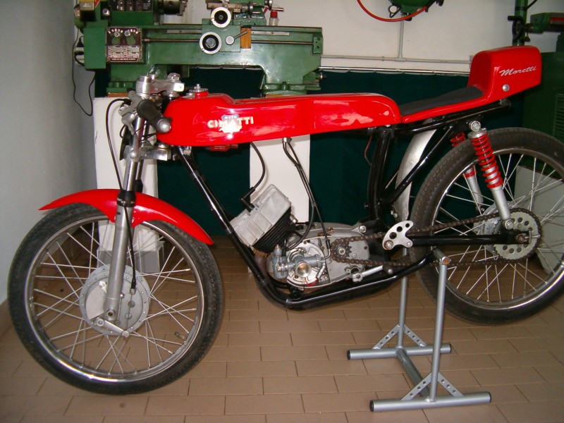 Mein Cimatti - Morini F. geändert 50cc
Mein Cimatti - Morini F. geändert 50cc
Schlüsselwörter: Cimatti Morini F. 50cc