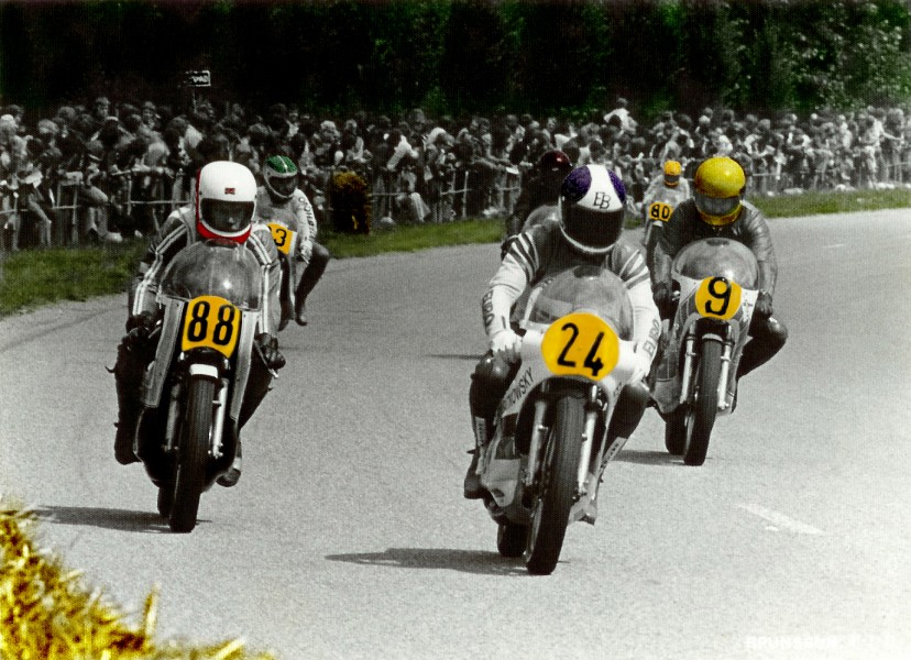124
Brunssum 1977 500cc
24 ?
9 Nico Lentjes †
88 Theo v Heugten Yamaha
80 ?

