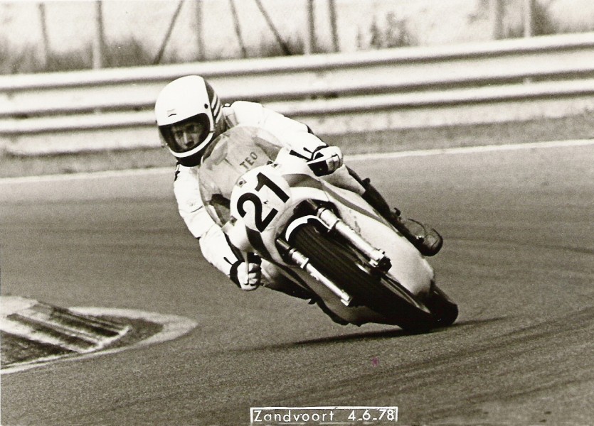 89
Kampioenswedrijd N.M.B. knmv. 1978
Zandvoort 500 cc Yamaha
21 Theo v Heugten
