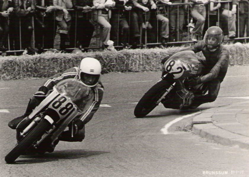 22
nmb500ccBrunssum 1977
88. Theo van Heugten Yamaha
82.Paul Soetens
