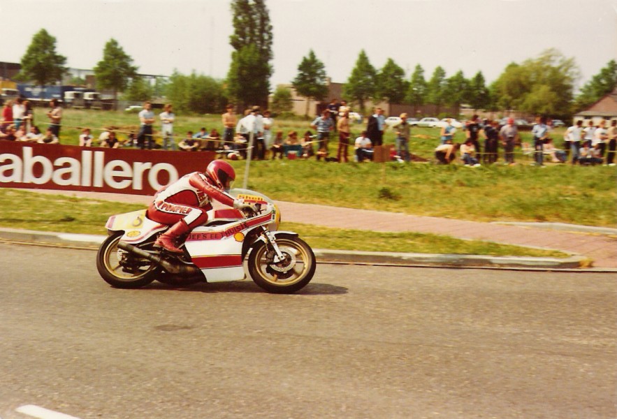 34
van Heugten 
N.M.B. Motorwegrace
Helmond 1980
16 Theo
