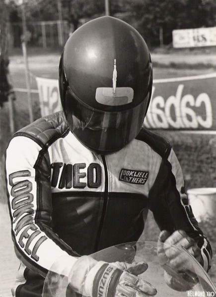 62
N.M.B. Nederlandse Motorrijders Bond 
Helmond 1980 200 mylsrace 
Theo van Heugten met zijn Yamaha 352cc 2cyl

