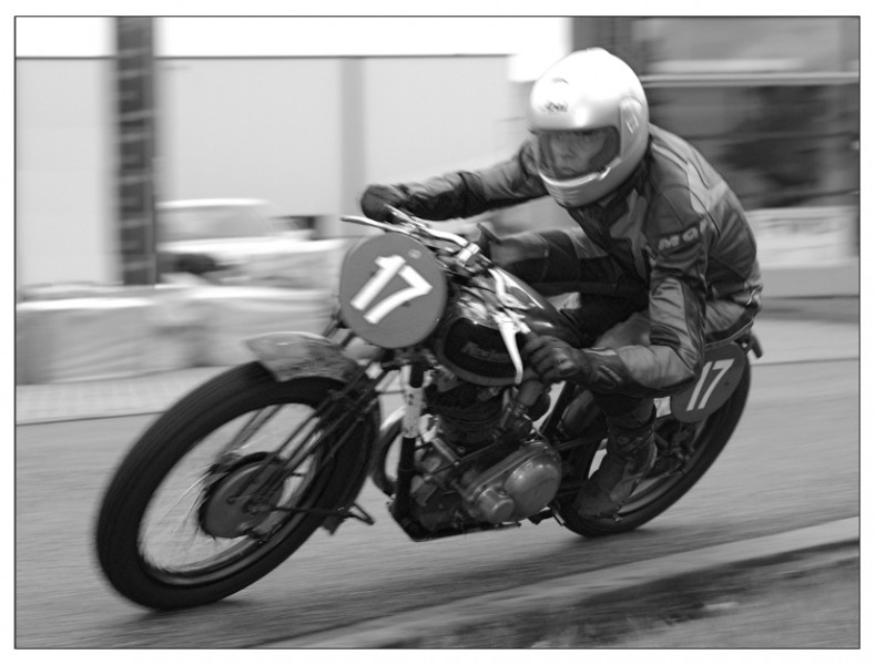 Clasic Race Demo Varsseveld/NL 
12.8.09
http://www.classicracingteam.nl/index.html 
