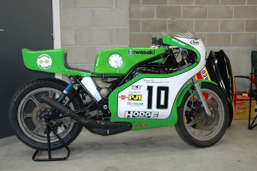 Kawasaki Formel 750
