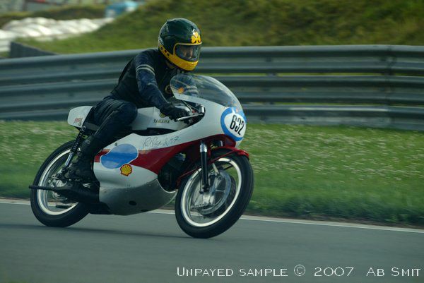 Theo Bult
Yamaha 350
