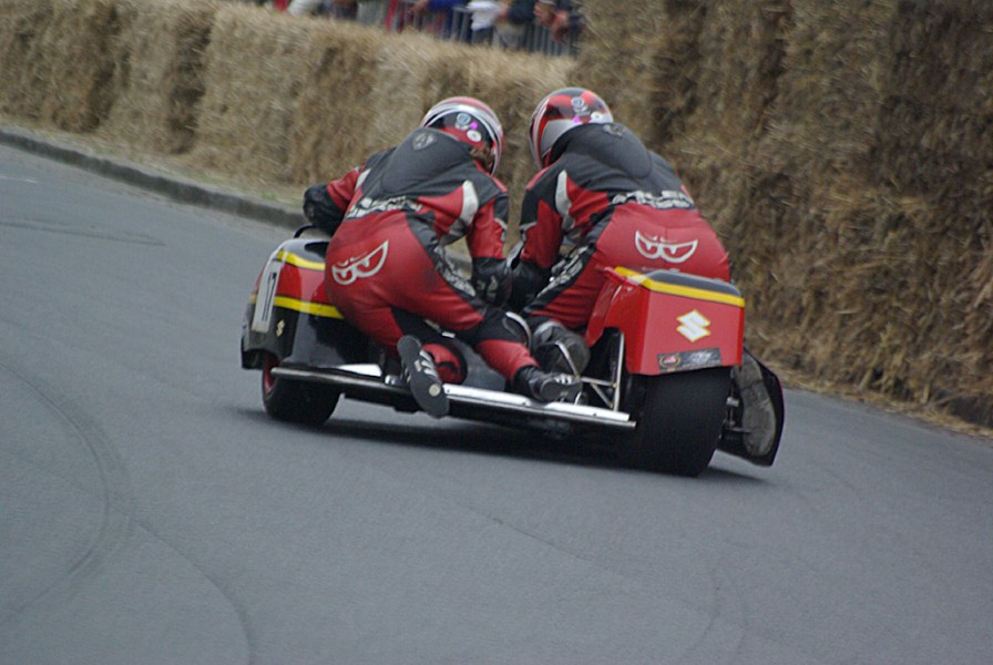 Henry Wirth / Enrico Wirth
Vater und Sohn auf Jacobs-Suzuki GS 1000
Bremerhaven 2007 
