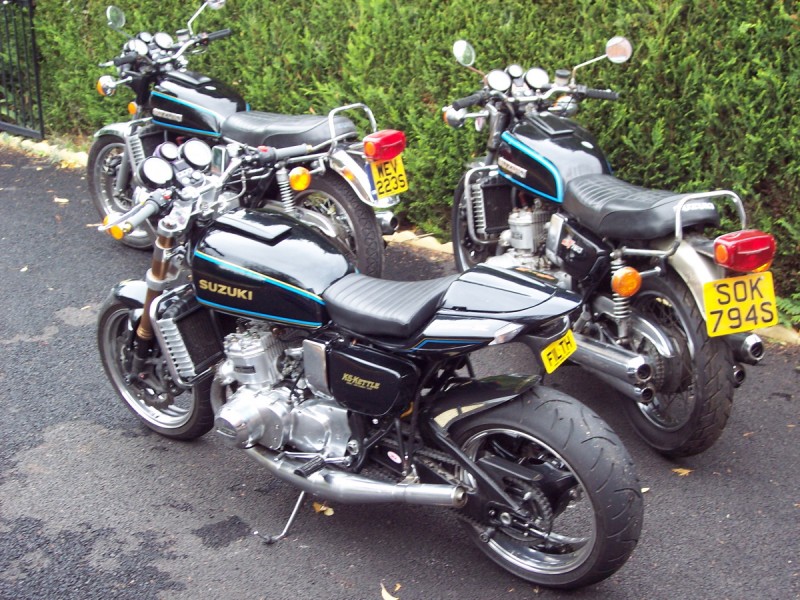 Suzuki GT750 - Kettles
Here you see some of the Kettle family . 2 standard B models and my K5 GTGSXR.
