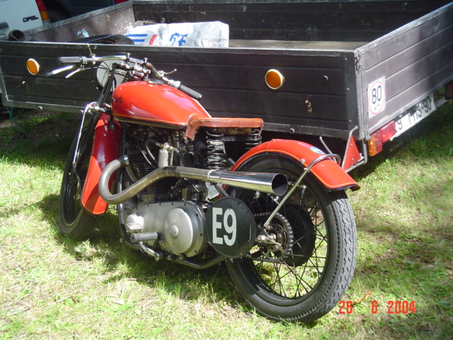 classic-racer
Benelli 500 TN4
