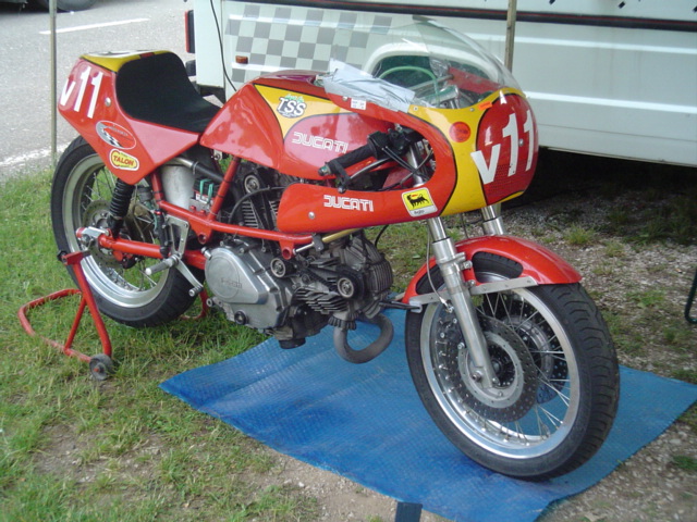 classic-racer
Ducati 500
