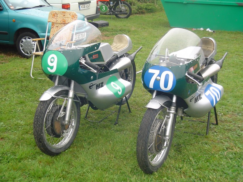 classic-racer
MZ 250 und MZ 350
